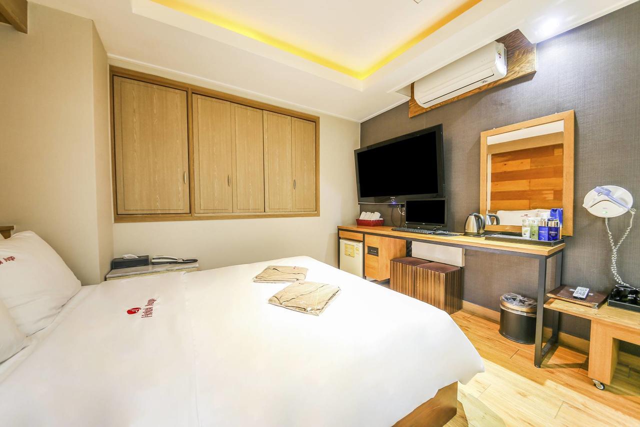 Argo Hotel Seoul Bagian luar foto